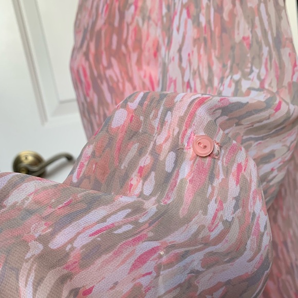 a.n.a M sheer blouse collarless 4 button front long sleeve convertible to 3/4” - Picture 5 of 14